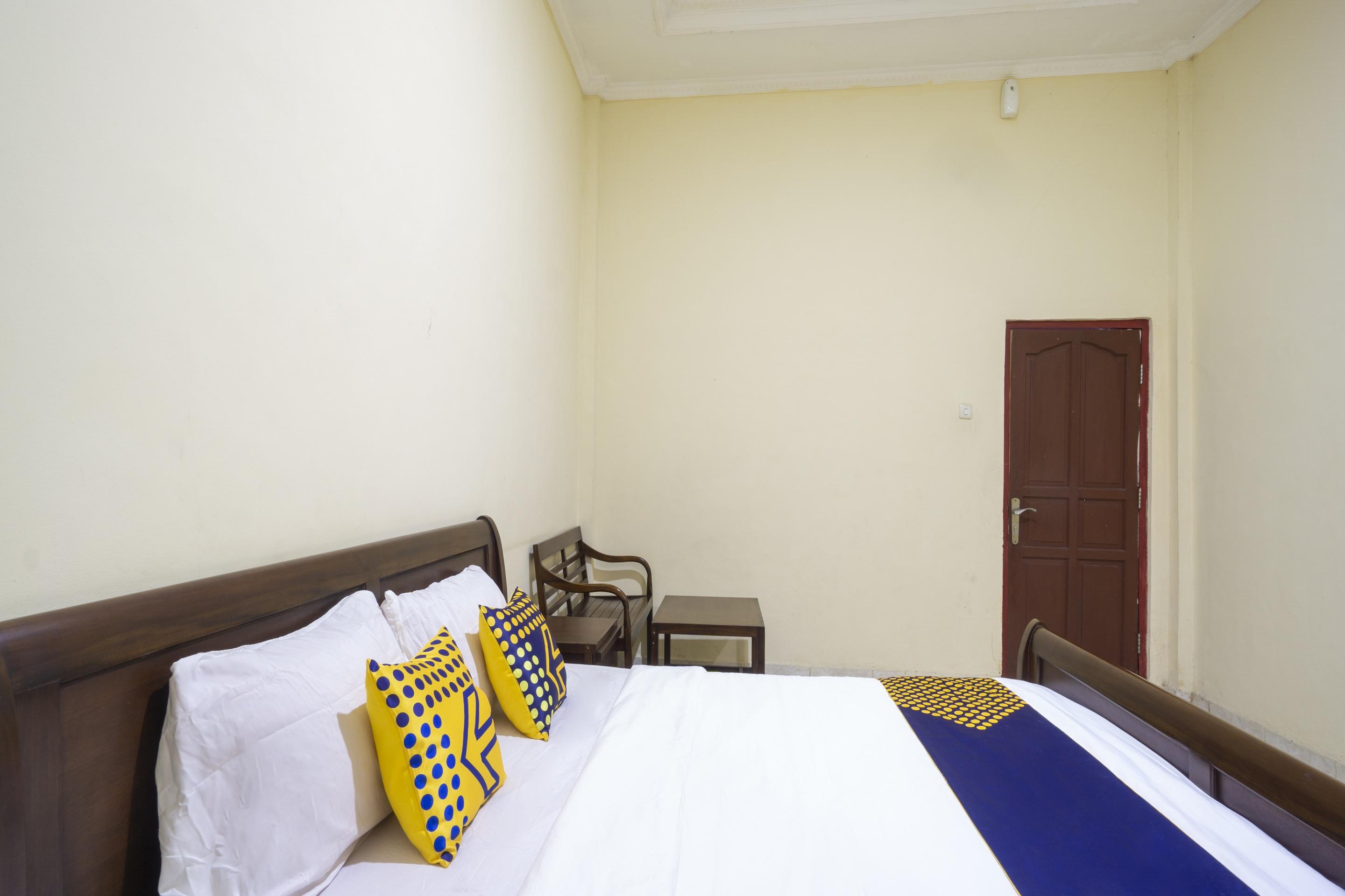 Super Oyo 3978 Hotel Danau Indah Bekasi Zewnętrze zdjęcie