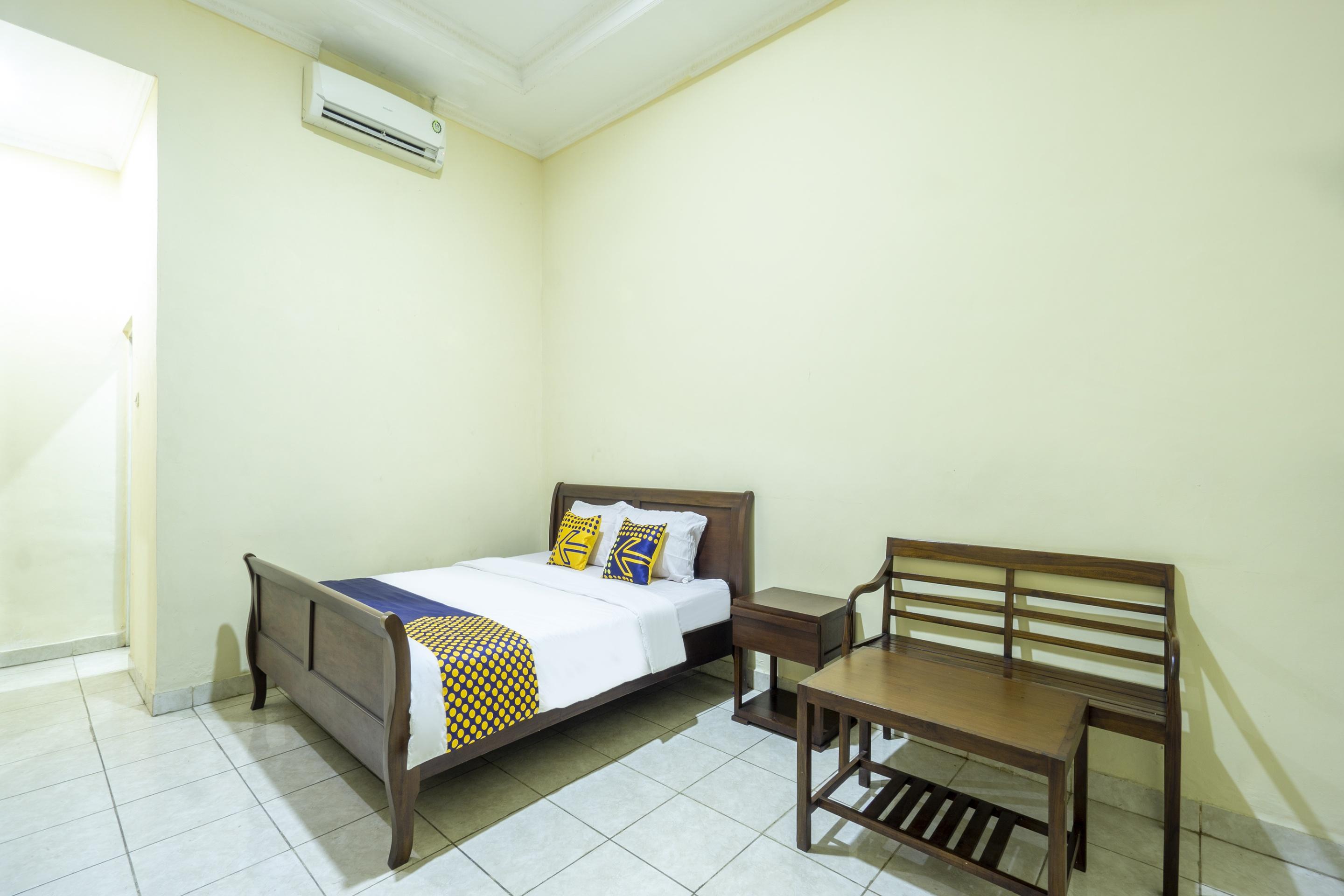 Super Oyo 3978 Hotel Danau Indah Bekasi Zewnętrze zdjęcie