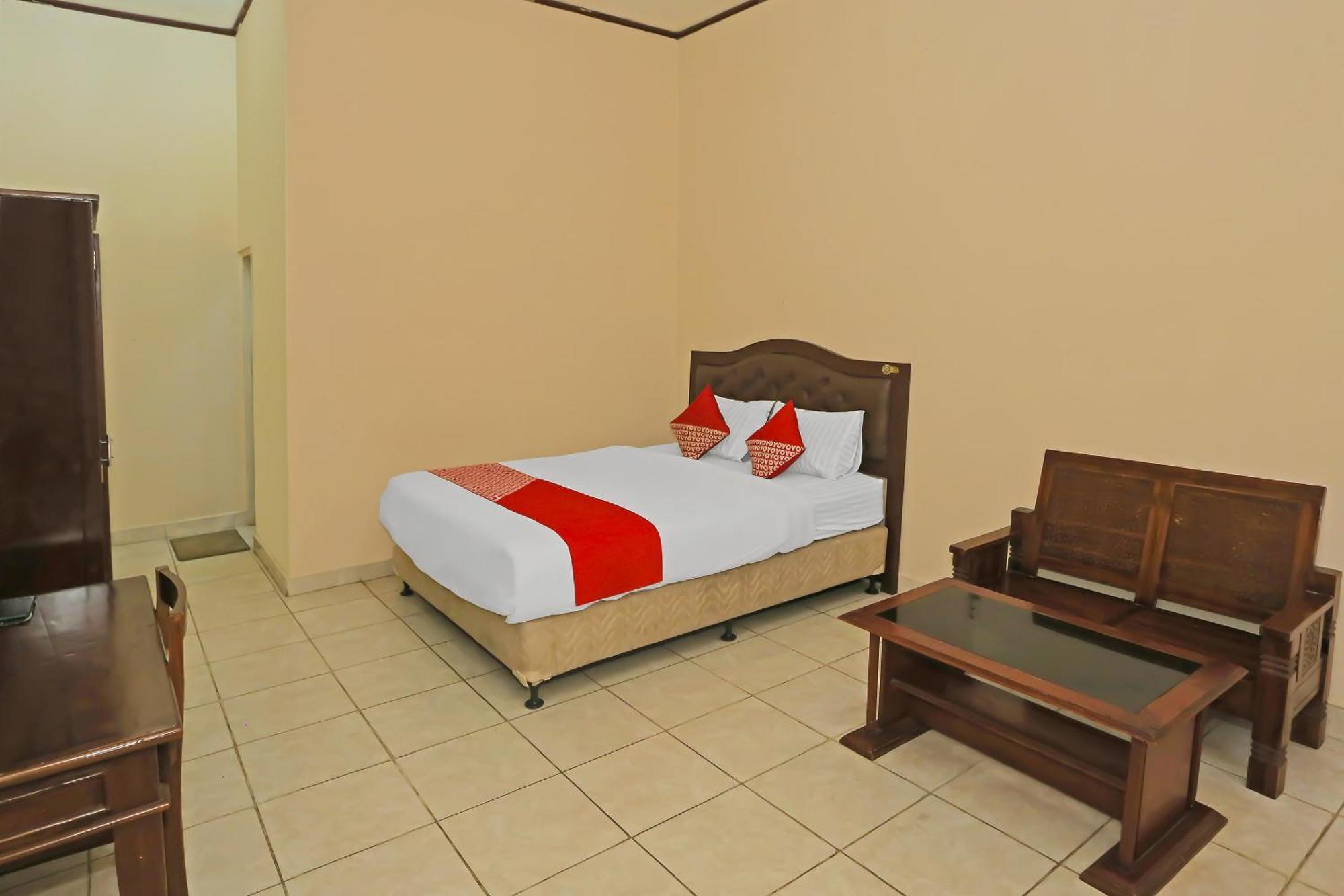 Super Oyo 3978 Hotel Danau Indah Bekasi Zewnętrze zdjęcie