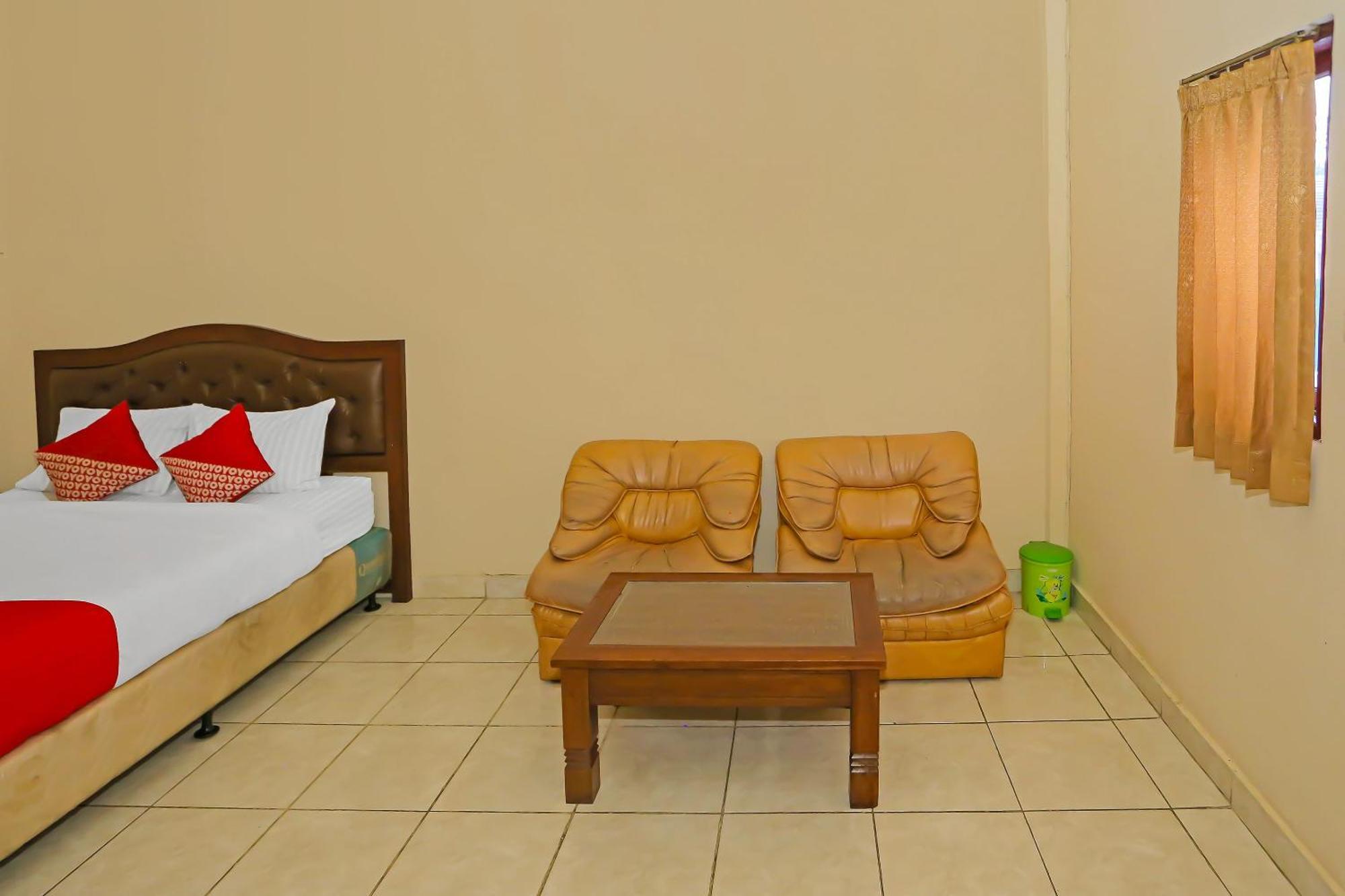 Super Oyo 3978 Hotel Danau Indah Bekasi Zewnętrze zdjęcie